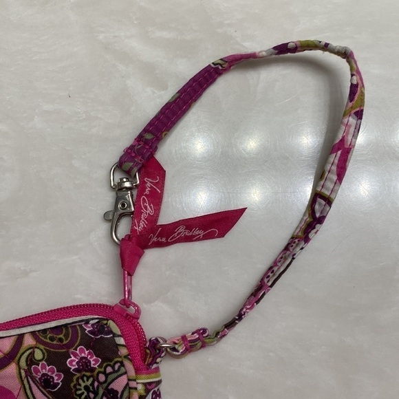 Vera Bradley Very Berry Wristlet Paisley Pink Wallet Clutch - Picture 6 of 12